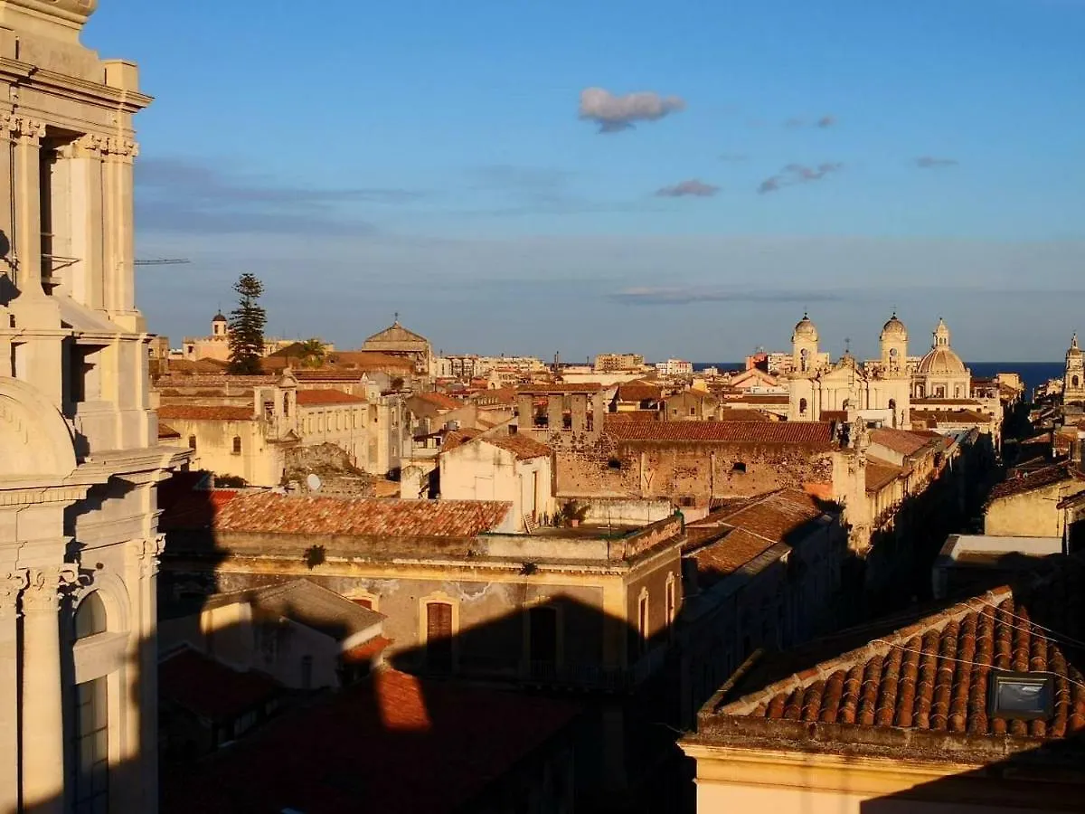 Trinita City Centre - Locazione Turistica Affitto Breve 카타니아 0*,  이탈리아